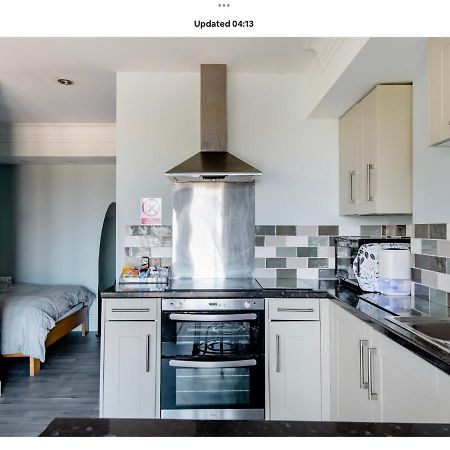 The Copthorne Apartment Colwyn Bay Bagian luar foto