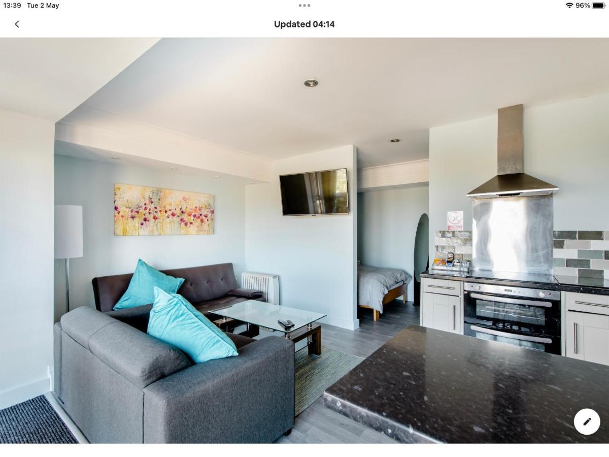 The Copthorne Apartment Colwyn Bay Bagian luar foto