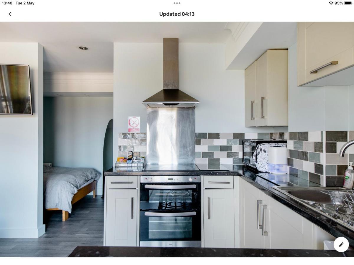 The Copthorne Apartment Colwyn Bay Bagian luar foto